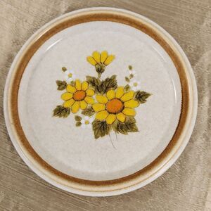 Mikasa Stone Manor Melissa F5811 Salad Dessert Plate 7 5/8" Vintage